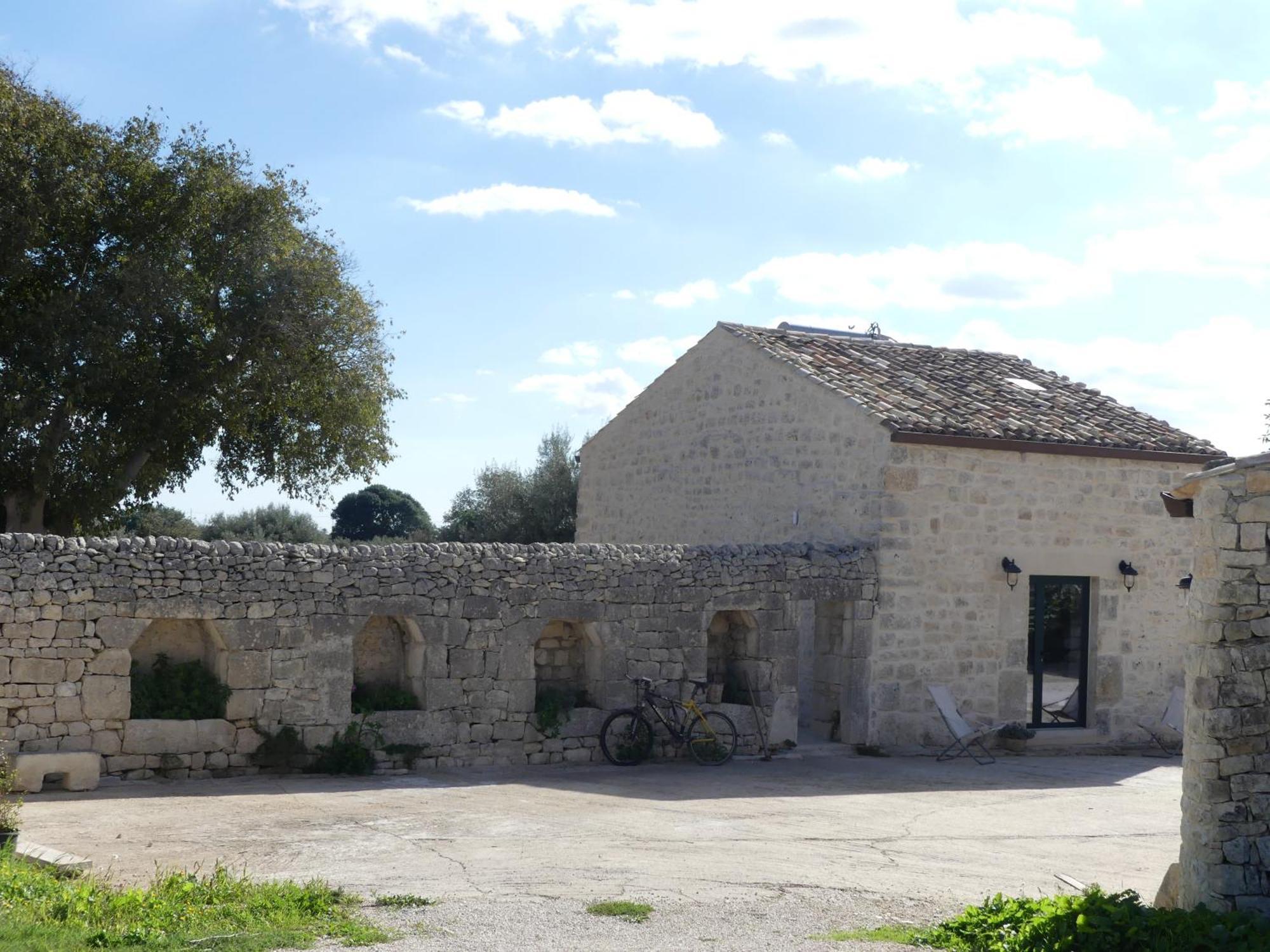 Agriturismo Fondo Paliemmu Modica Exterior photo